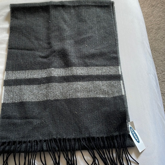 Mens Scarf - Picture 1 of 4